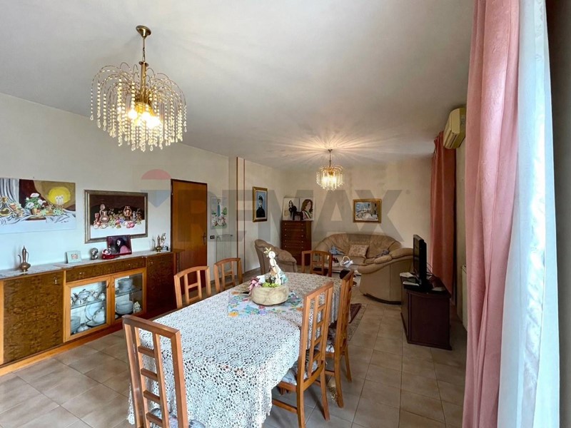 Trilocale in Vendita a Mineo, 75'000&euro;, 128 m²