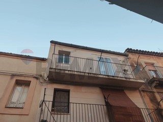 Trilocale in Vendita a Caltagirone, 23'000&euro;, 57 m²