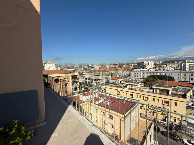 Quadrilocale in Vendita a Catania, 162'000&euro;, 104 m²
