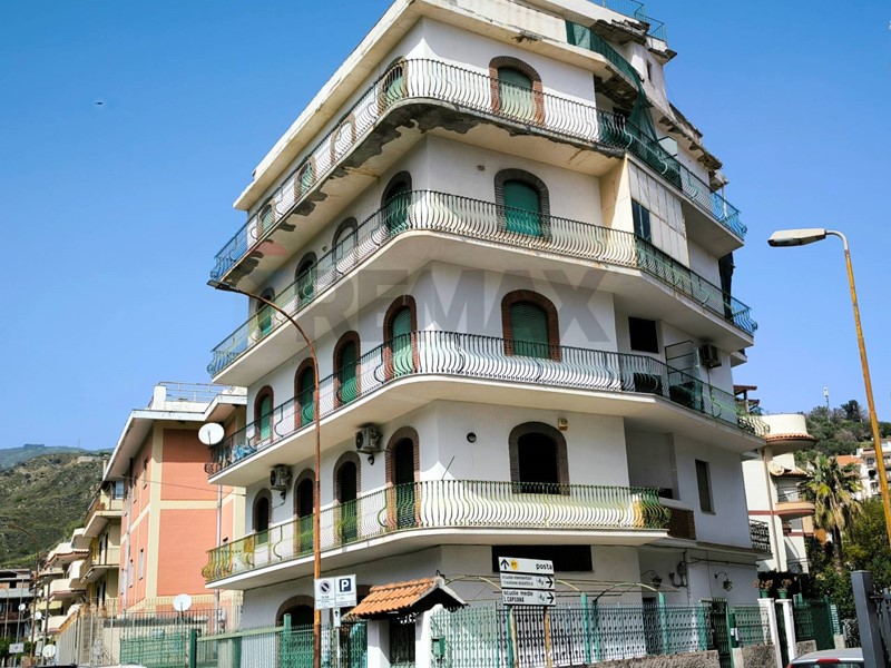 Trilocale in Vendita a Giardini Naxos, 110'000&euro;, 98 m²