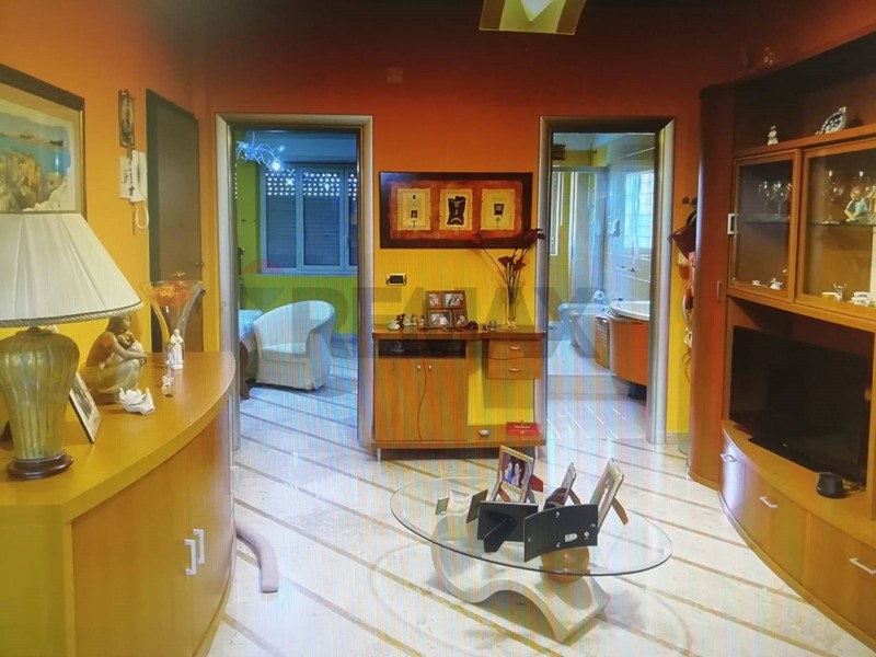 Quadrilocale in Vendita a Gela, 73'000&euro;, 90 m²