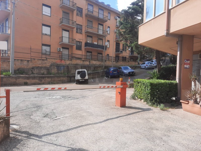 Appartamento in Affitto a Caltanissetta, 400&euro;, 107 m²