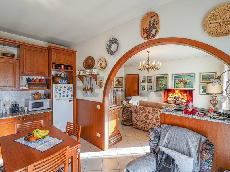 Trilocale in Vendita a Stezzano, 215'000&euro;, 125 m²