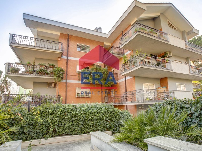 Appartamento in Vendita a Roma, 590'000&euro;, 186 m²