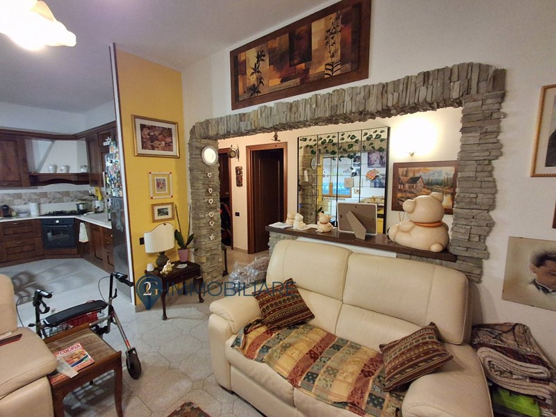 Appartamento in Vendita a Vezzano Ligure, 250'000&euro;, 120 m²