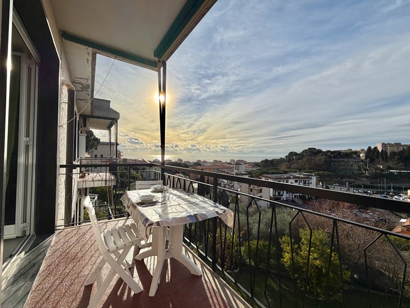 Bilocale in Vendita a Pietra Ligure, 220'000&euro;, 52 m²