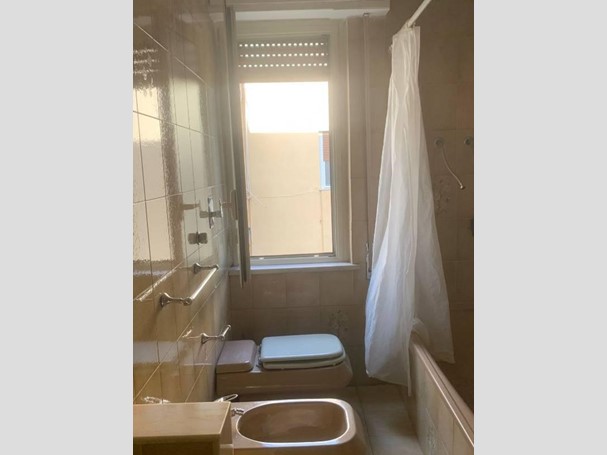 Quadrilocale in Vendita a Palermo, 123'500&euro;, 100 m²