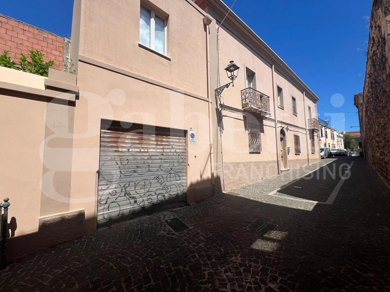 Quadrilocale in Vendita a Oristano, 200'000&euro;, 209 m²