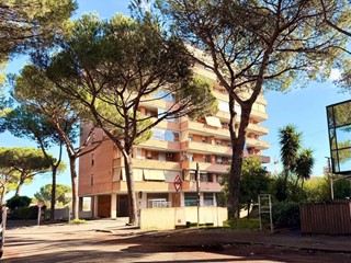 Trilocale in Vendita a Roma, 265'000&euro;, 85 m²