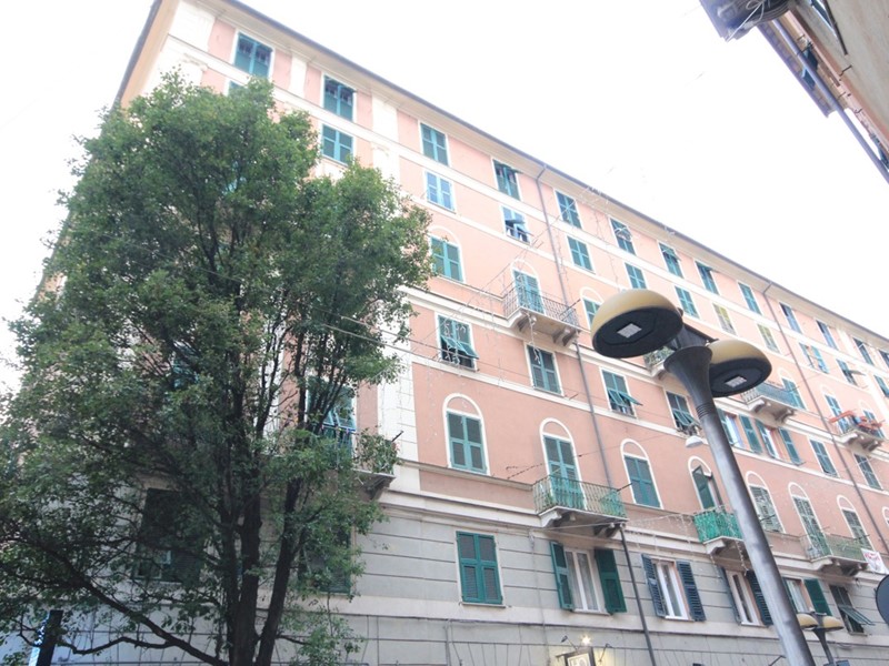 Quadrilocale in Vendita a Genova, 57'000&euro;, 54 m²