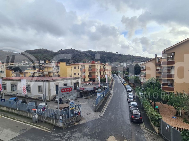 Trilocale in Affitto a Quarto, 750&euro;, 120 m²