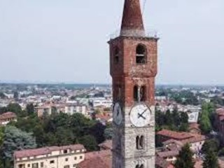 Quadrilocale in Vendita a Cantù, 180'000&euro;, 150 m²