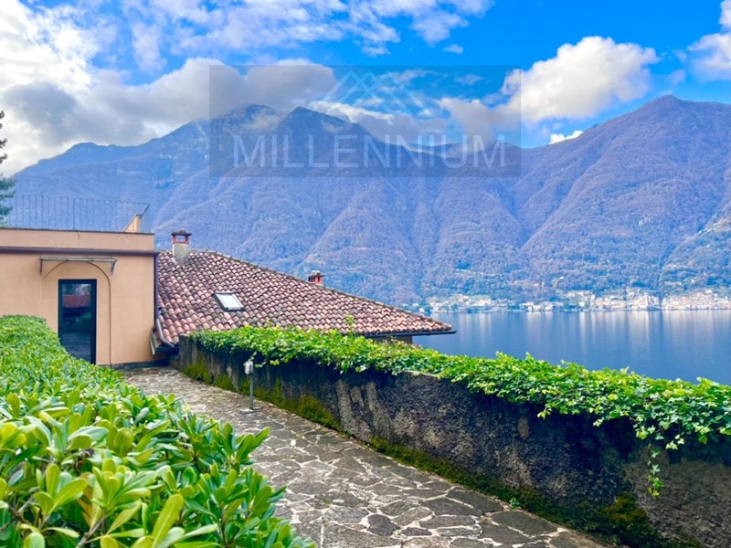 Trilocale in Vendita a Nesso, 390'000&euro;, 90 m², arredato