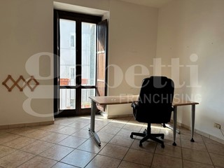 Trilocale in Vendita a Avellino, 118'000&euro;, 80 m², arredato