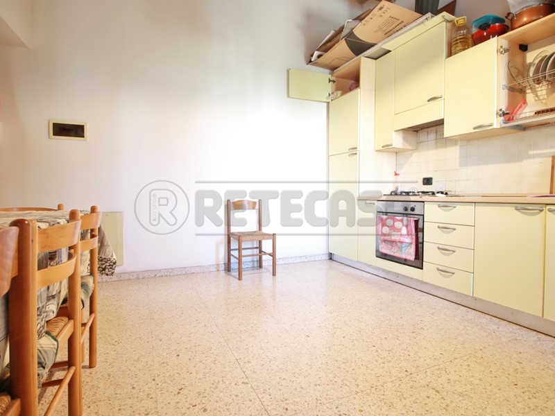 Trilocale in Vendita a Gambellara, 70'000&euro;, 63 m², arredato