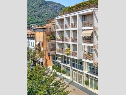 Appartamento in Vendita a Como, 530'000&euro;, 110 m², con Box