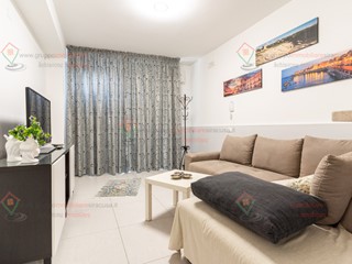 Trilocale in Affitto a Siracusa, zona Adda Gelone Timoleonte, 600&euro;, 74 m², arredato