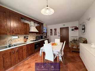 Bilocale in Affitto a Figline e Incisa Valdarno, 800&euro;, 45 m², con Box