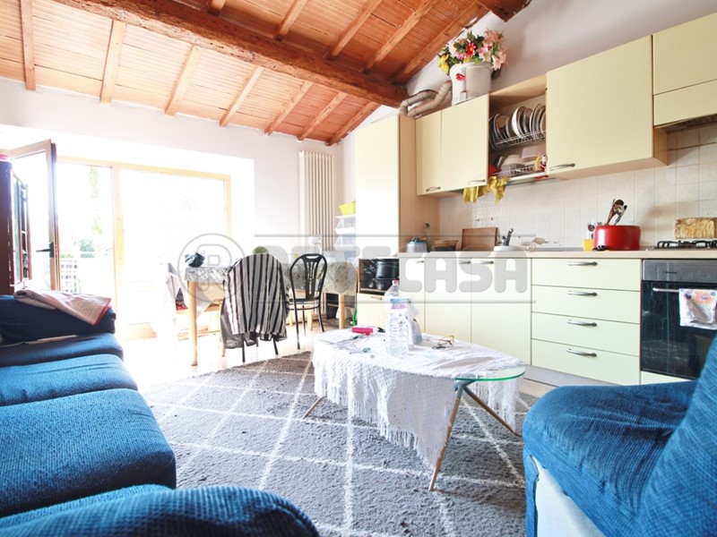 Quadrilocale in Vendita a Gambellara, 80'000&euro;, 70 m², arredato