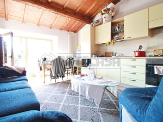 Quadrilocale in Vendita a Gambellara, 80'000&euro;, 70 m², arredato