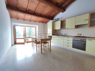 Quadrilocale in Vendita a Gambellara, 85'000&euro;, 70 m², arredato