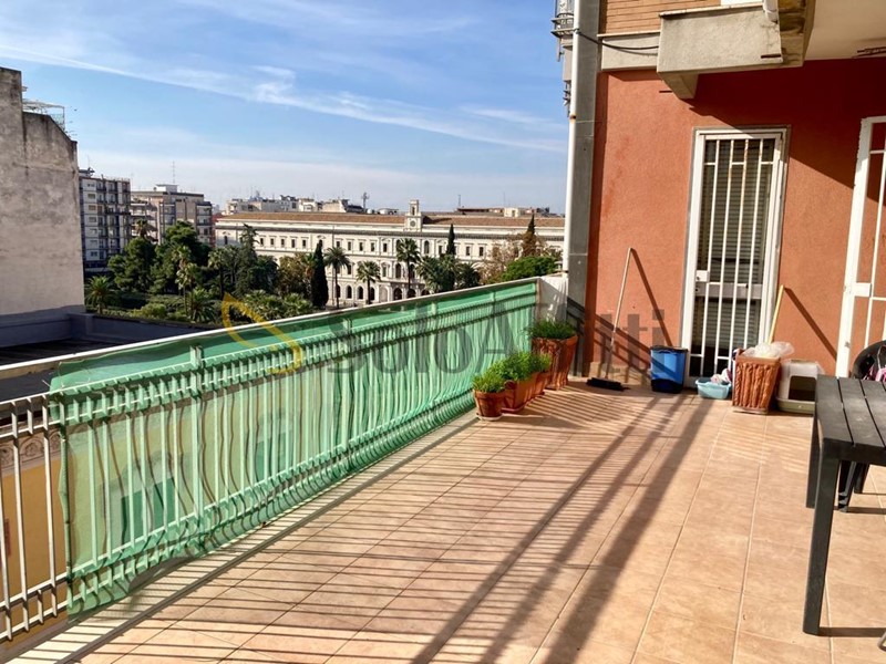 Trilocale in Affitto a Bari, zona Murat, 850&euro;, 100 m², arredato