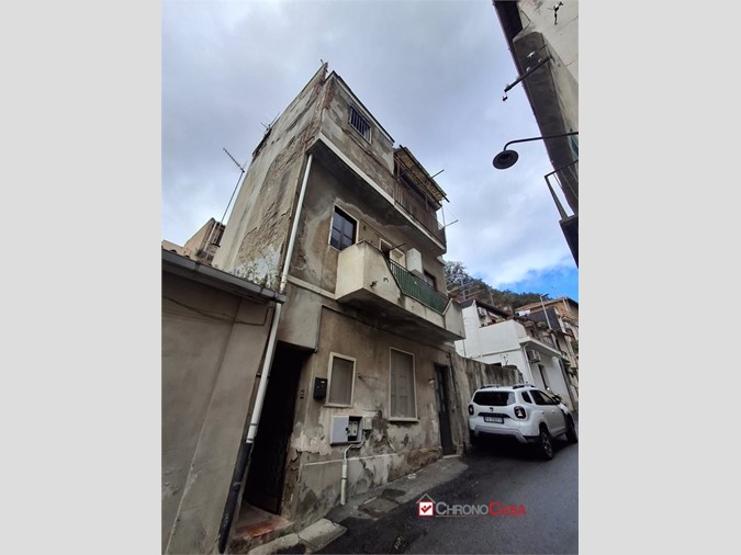 Trilocale in Vendita a Messina, 19'000&euro;, 50 m²