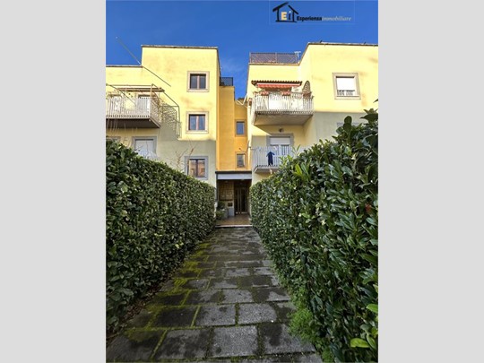 Trilocale in Vendita a Poggio Mirteto, 130'000&euro;, 90 m²