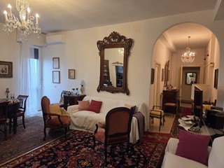 Appartamento in Vendita a Siena, 405'000&euro;, 118 m², arredato