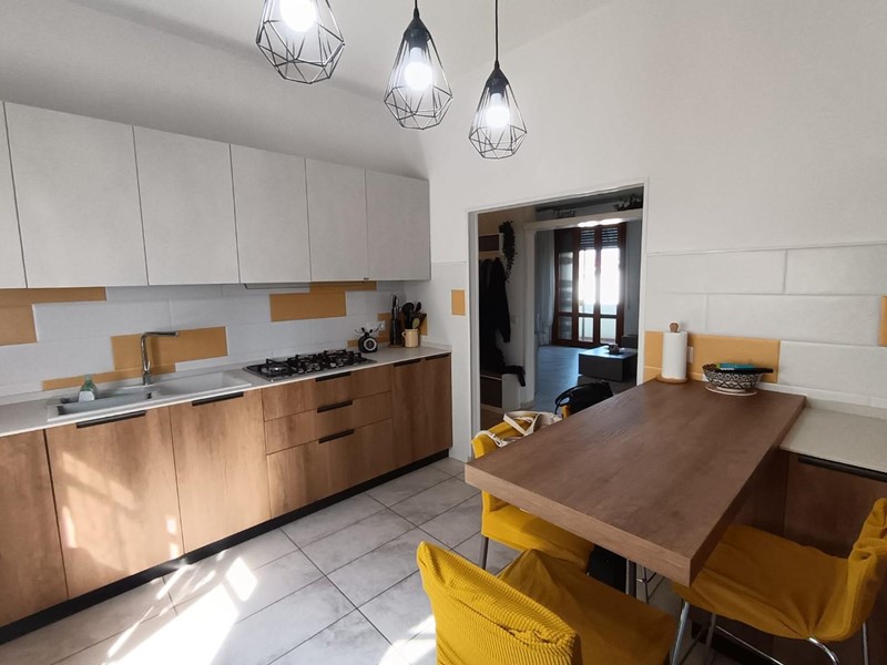 Quadrilocale in Vendita a San Miniato, zona Ponte a Egola, 165'000&euro;, 100 m², con Box