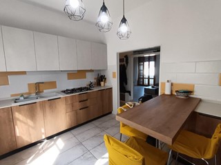 Quadrilocale in Vendita a San Miniato, zona Ponte a Egola, 165'000&euro;, 100 m², con Box