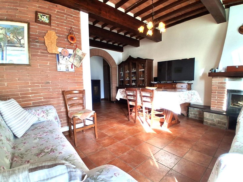 Quadrilocale in Vendita a Lucca, 305'000&euro;, 90 m²