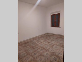 Quadrilocale in Vendita a Santa Croce sull'Arno, 78'000&euro;, 100 m²