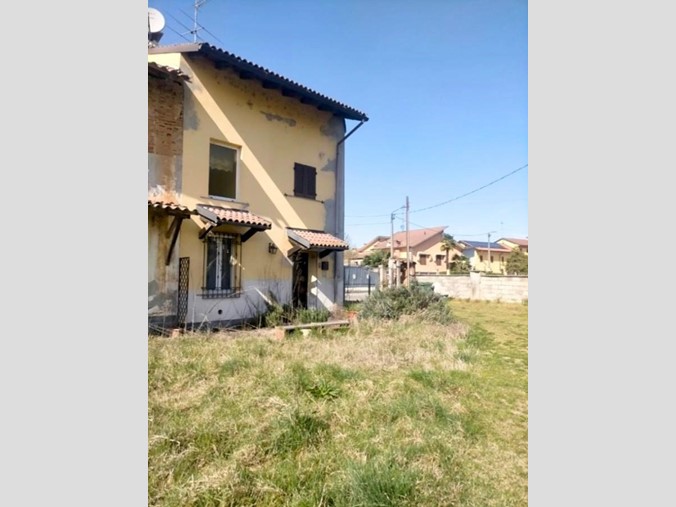 Quadrilocale in Vendita a Castelnovetto, 14'479&euro;, 80 m²