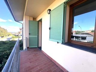 Trilocale in Vendita a Buti, zona Cascine, 130'000&euro;, 50 m², con Box