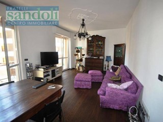 Quadrilocale in Vendita a Vercelli, 125'000&euro;, 100 m²