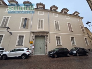 Quadrilocale in Vendita a Vercelli, 160'000&euro;, 120 m²