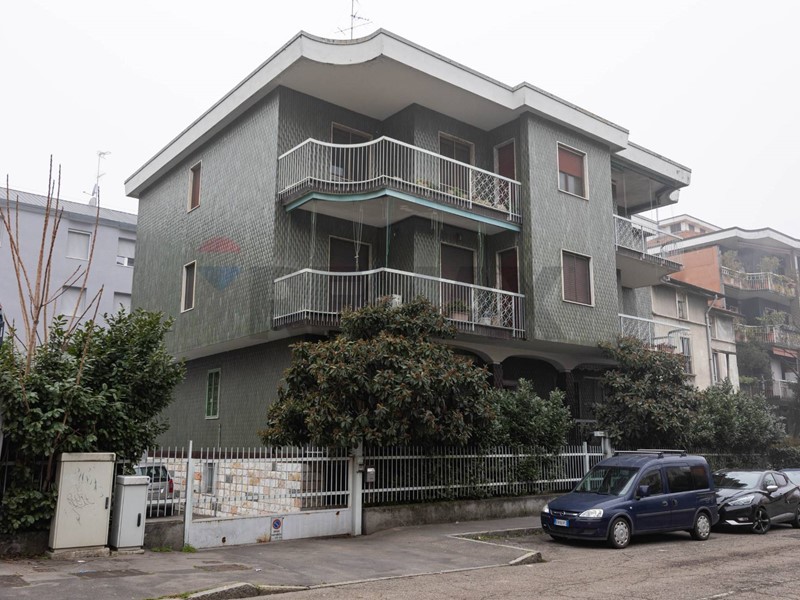 Quadrilocale in Vendita a Corsico, 377'000&euro;, 130 m²