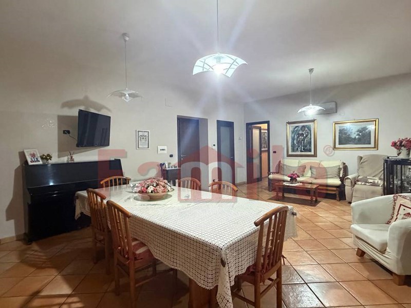 Trilocale in Vendita a Avella, 130'000&euro;, 110 m²