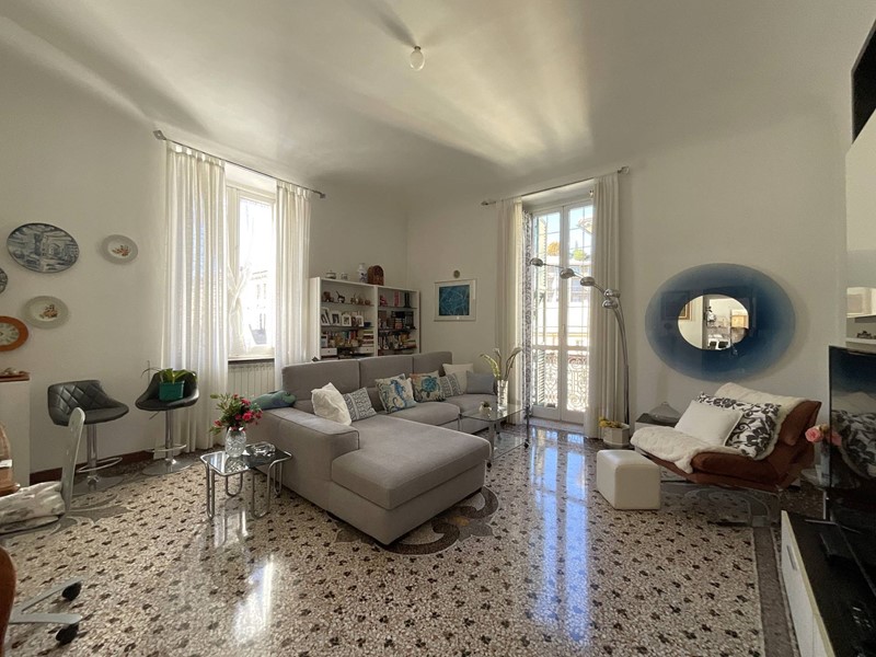 Appartamento in Vendita a Savona, 349'000&euro;, 160 m²