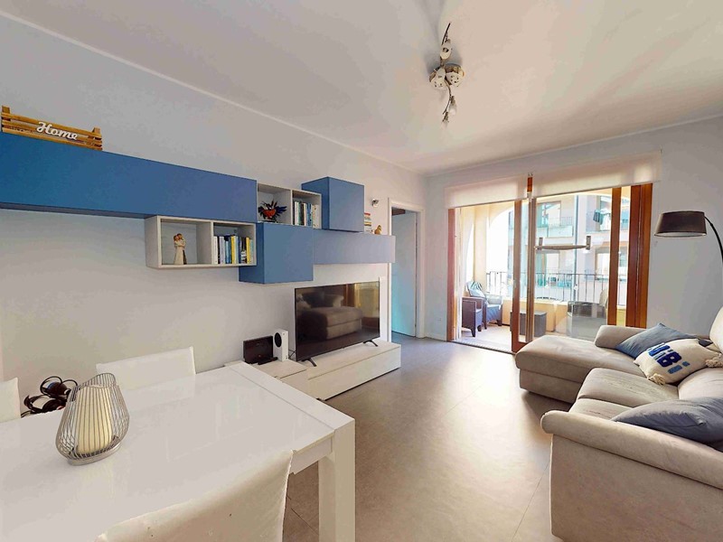 Trilocale in Vendita a Tradate, 163'000&euro;, 89 m²