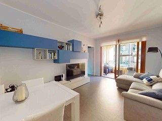 Trilocale in Vendita a Tradate, 163'000&euro;, 89 m²