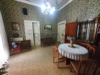 Trilocale in Vendita a Caltagirone, 85'000&euro;, 120 m²