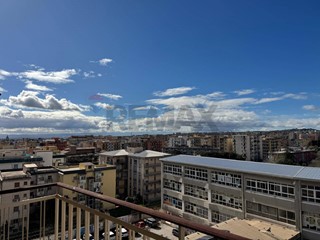Quadrilocale in Vendita a Catania, 235'000&euro;, 150 m²