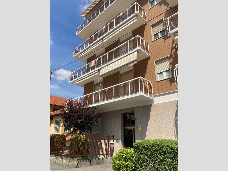 Trilocale in Affitto a Collegno, 650&euro;, 70 m²