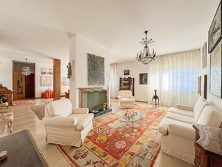 Appartamento in Vendita a Ravenna, 395'000&euro;, 250 m²