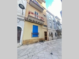 Trilocale in Affitto a Brindisi, 650&euro;, 60 m², arredato