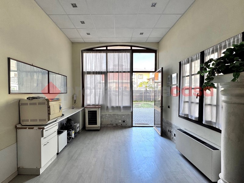 Trilocale in Vendita a Dormelletto, 149'000&euro;, 87 m²