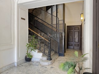 Trilocale in Affitto a Napoli, 1'350&euro;, 85 m²