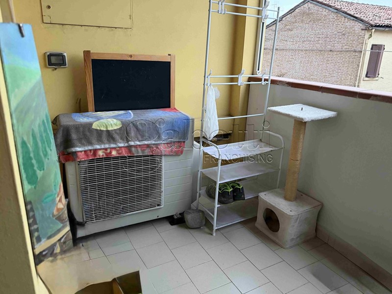 Quadrilocale in Vendita a Ferrara, 115'000&euro;, 90 m², arredato, con Box